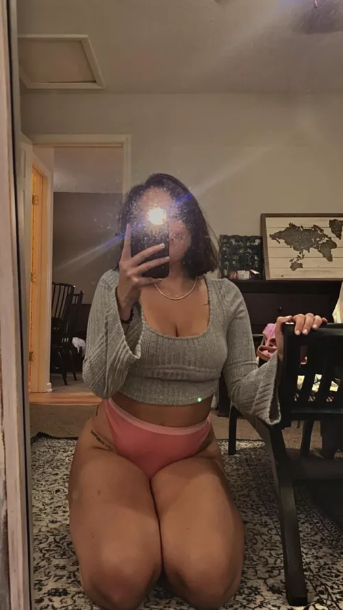 Thunder thighs doesn’t have to be a bad thing :) by bangbangreign21