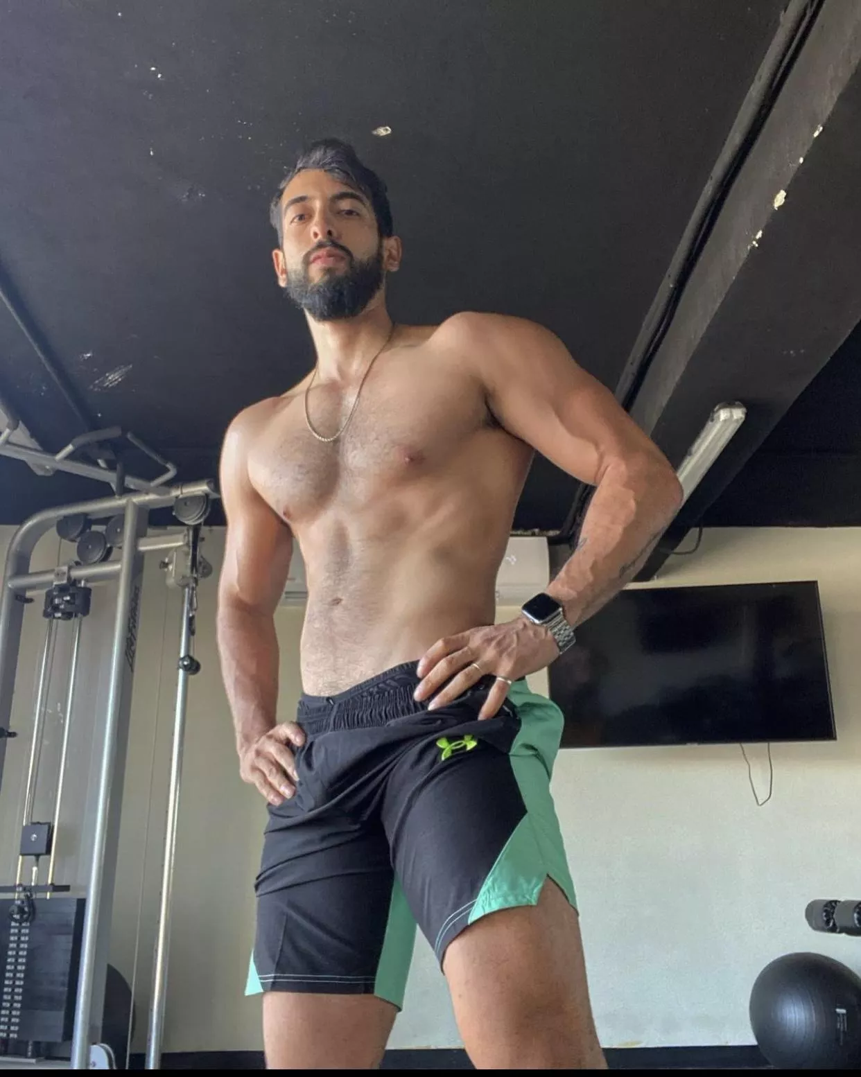 Today I feel very good and it was a very good day at the gym posted by Itsmateoxxx