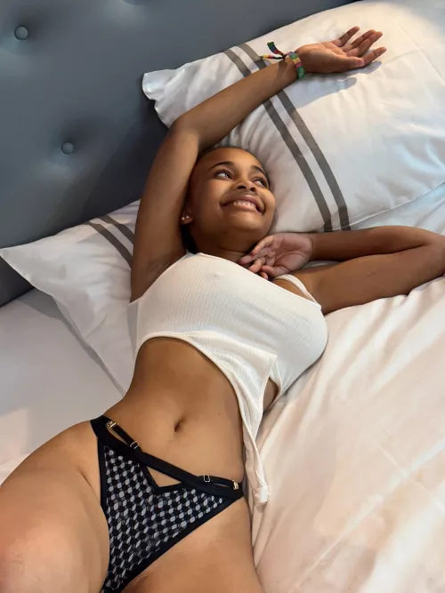 What did you notice first? by Riley_Charlotte