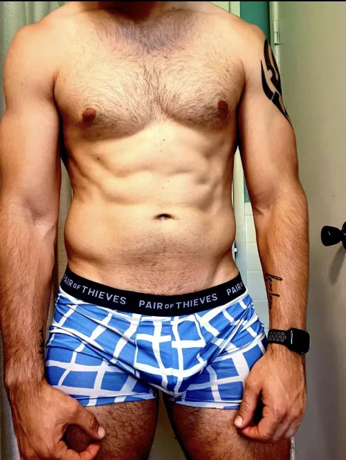 What’s the first thing you notice? (35) by InternalOk3138