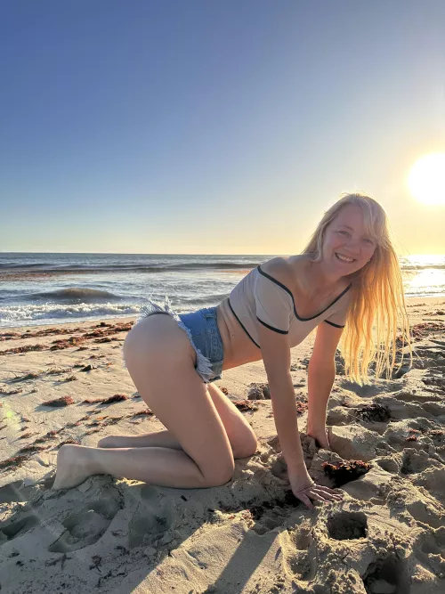 Would you mind if we watched the sunset together by S3xySarah