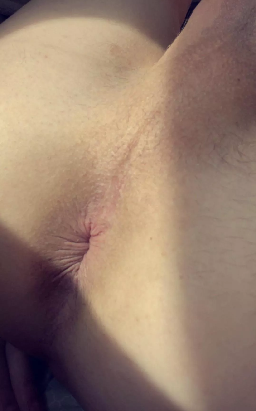 23 straight guys please let me worship your socks posted by Necessary_Command_36