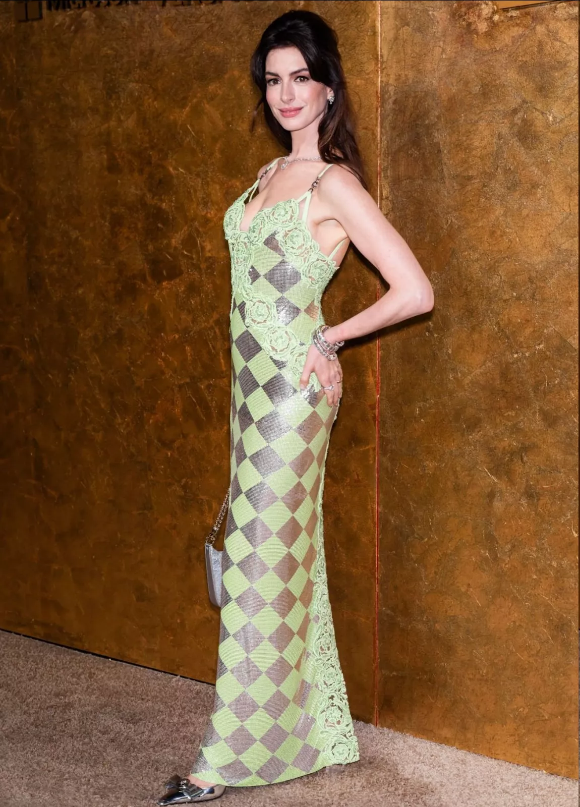 Anne Hathaway posted by Ree-Ko