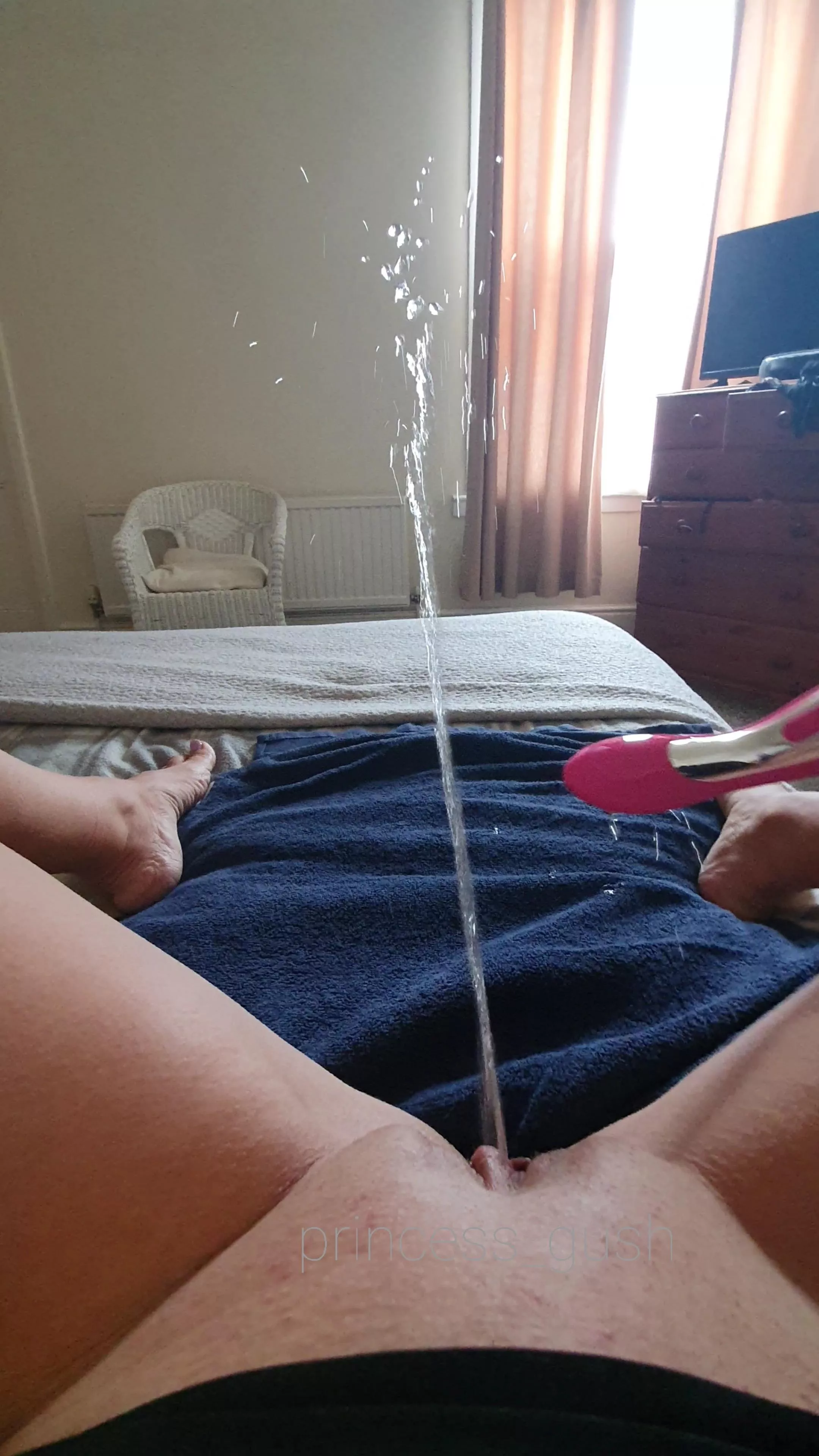 Can I squirt in your face 💦 posted by princess_gush