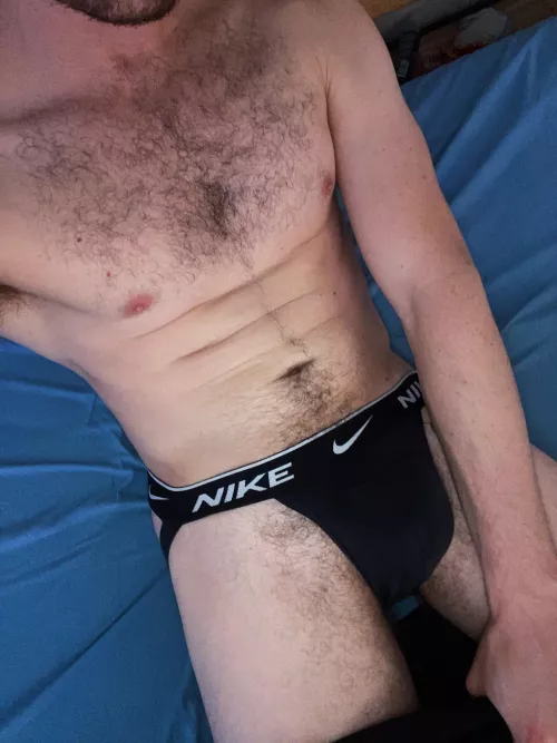 Come give me a hand here bro (28) by Fredswim