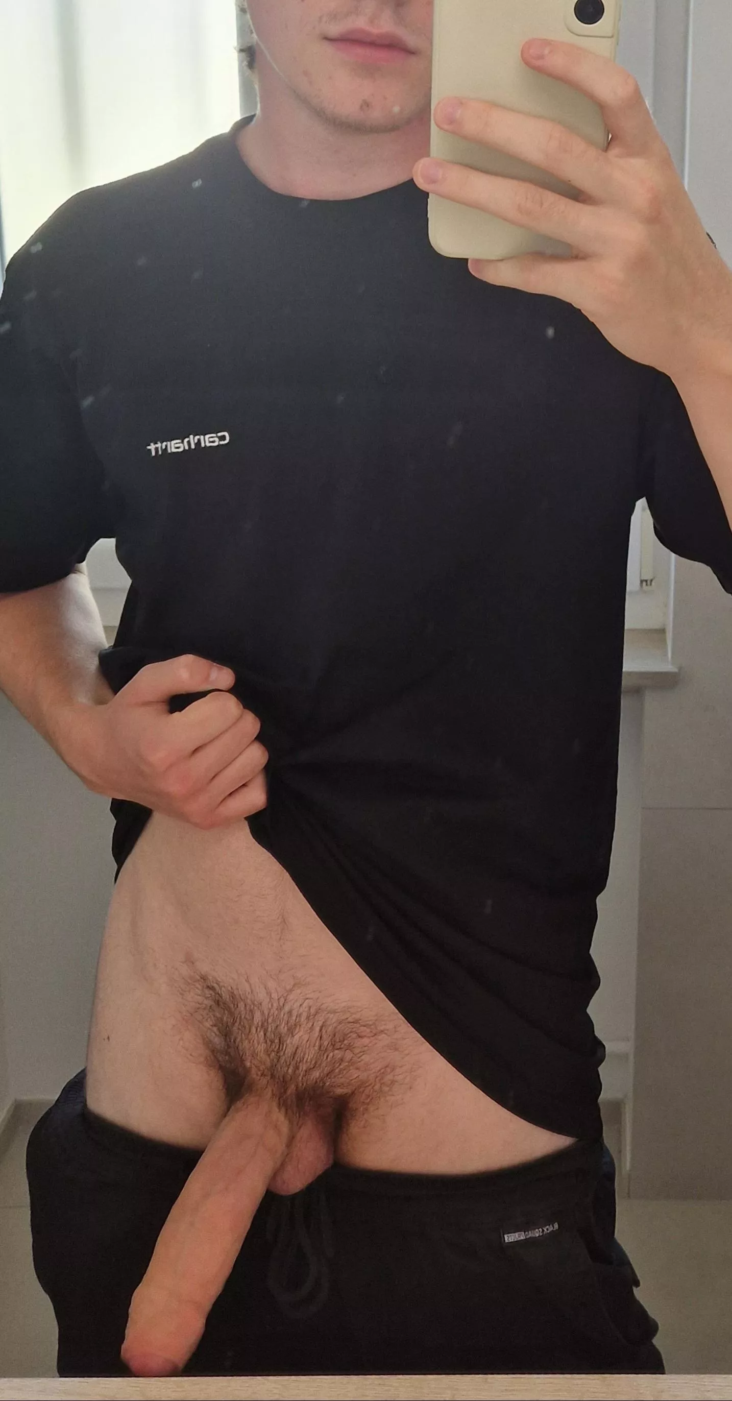 Describe my cock in one or more Words posted by mista_crabusu