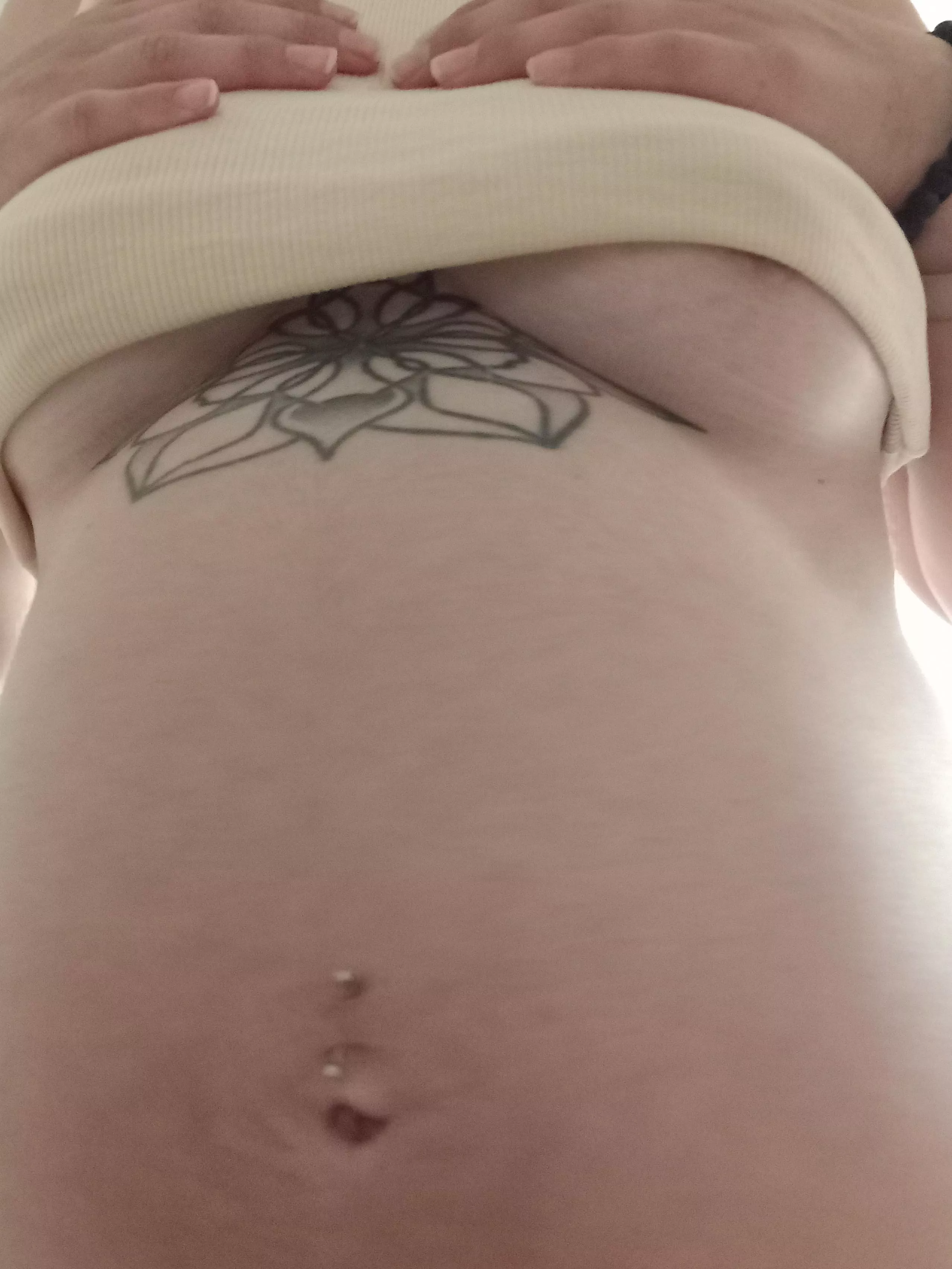 Do u want my shirt go UP or DOWN? Want to see some pregnancy tits? 😏 posted by NotASpecialGirl_