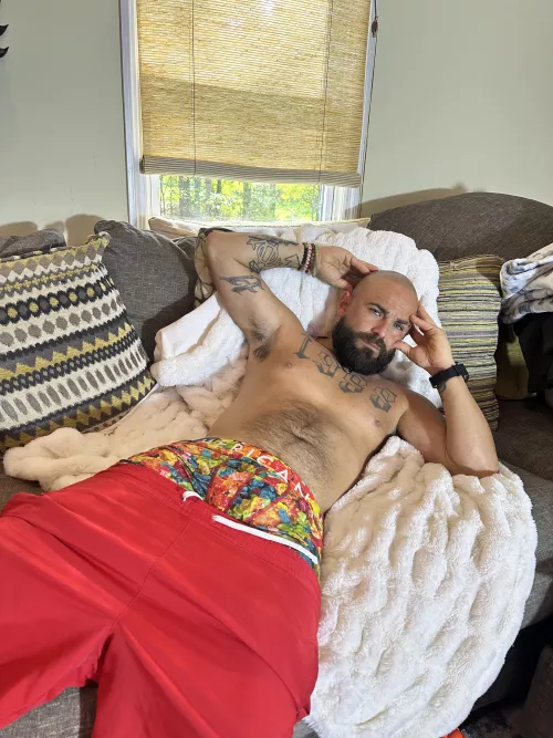 I can be charming when I want to be. [36] by sexypantsa_