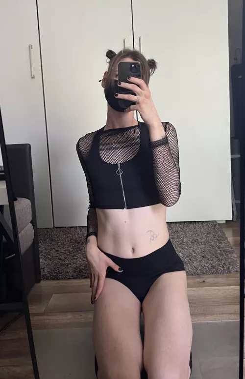 i think i look kinda cute by hatersxxonly