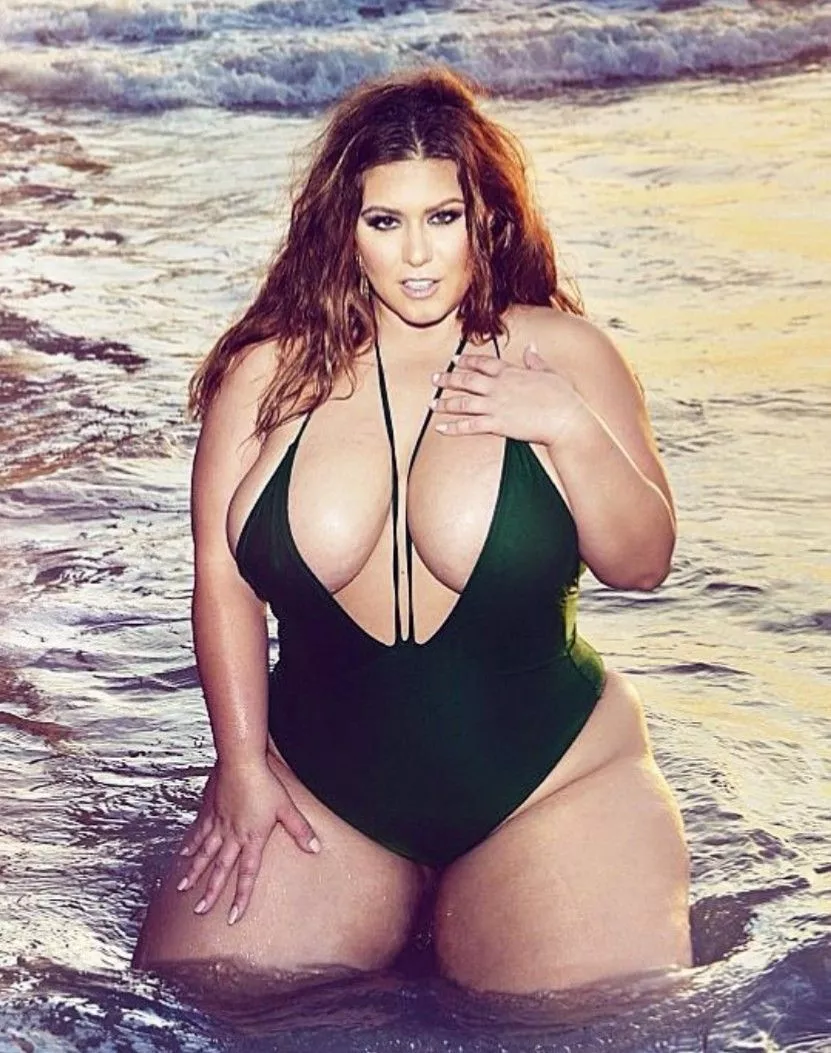 London Andrews posted by evenflow_2991