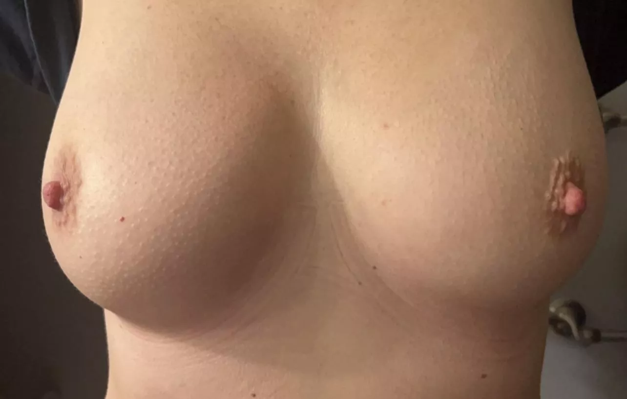 Milf tits, Worth a rate??#momboobs #momof2 posted by Upbeatbox69
