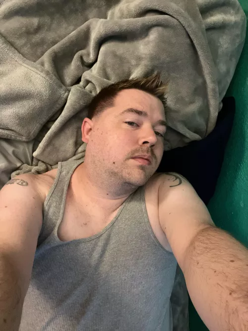 Off work and time to game! by Purple_Fox32