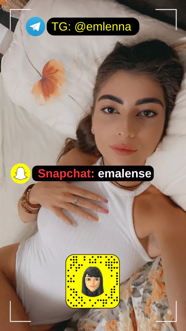 payy me for my nails and i will send you videos and pictures of them! posted by syassocias