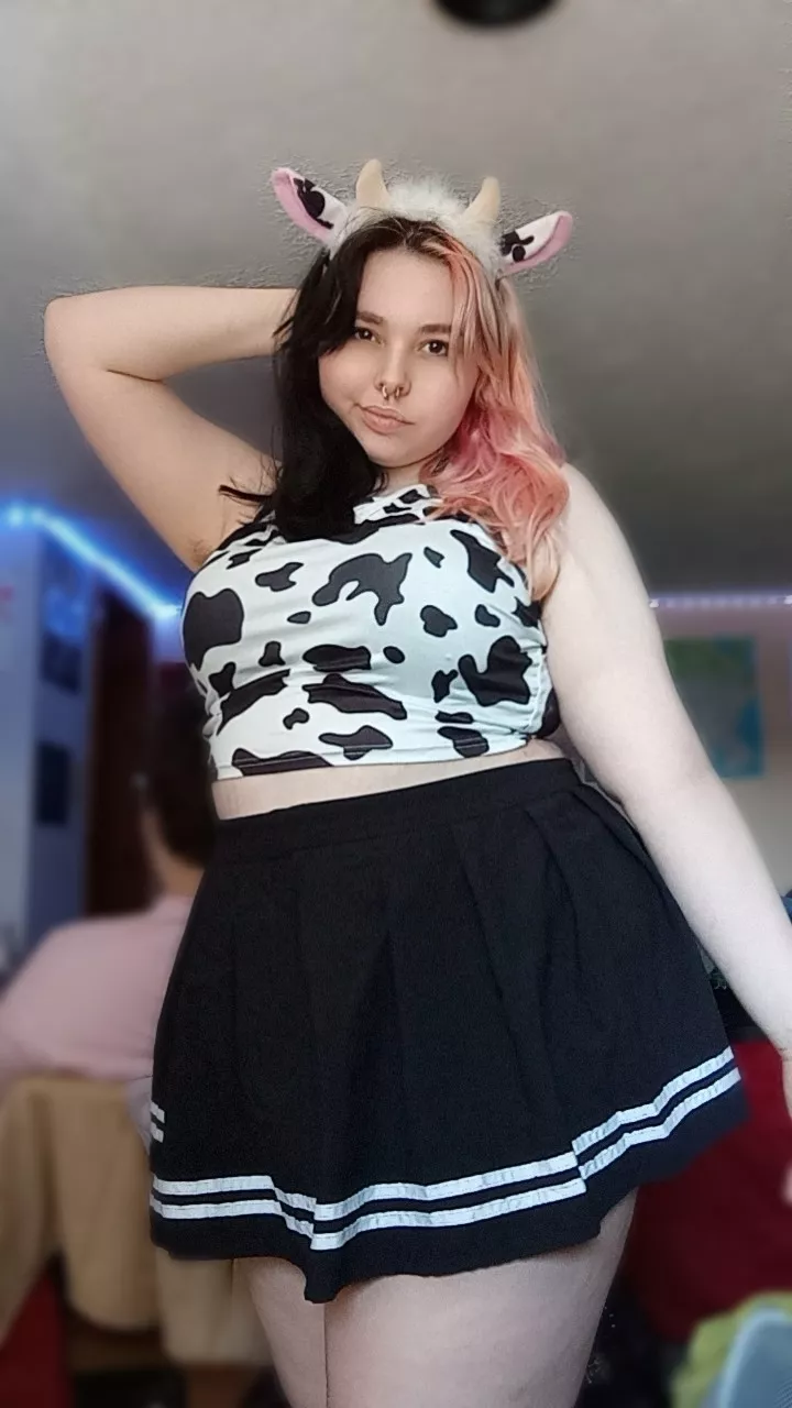 Please milk my udders posted by snuffbun