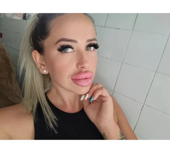 pure beauty by bimbol0ver