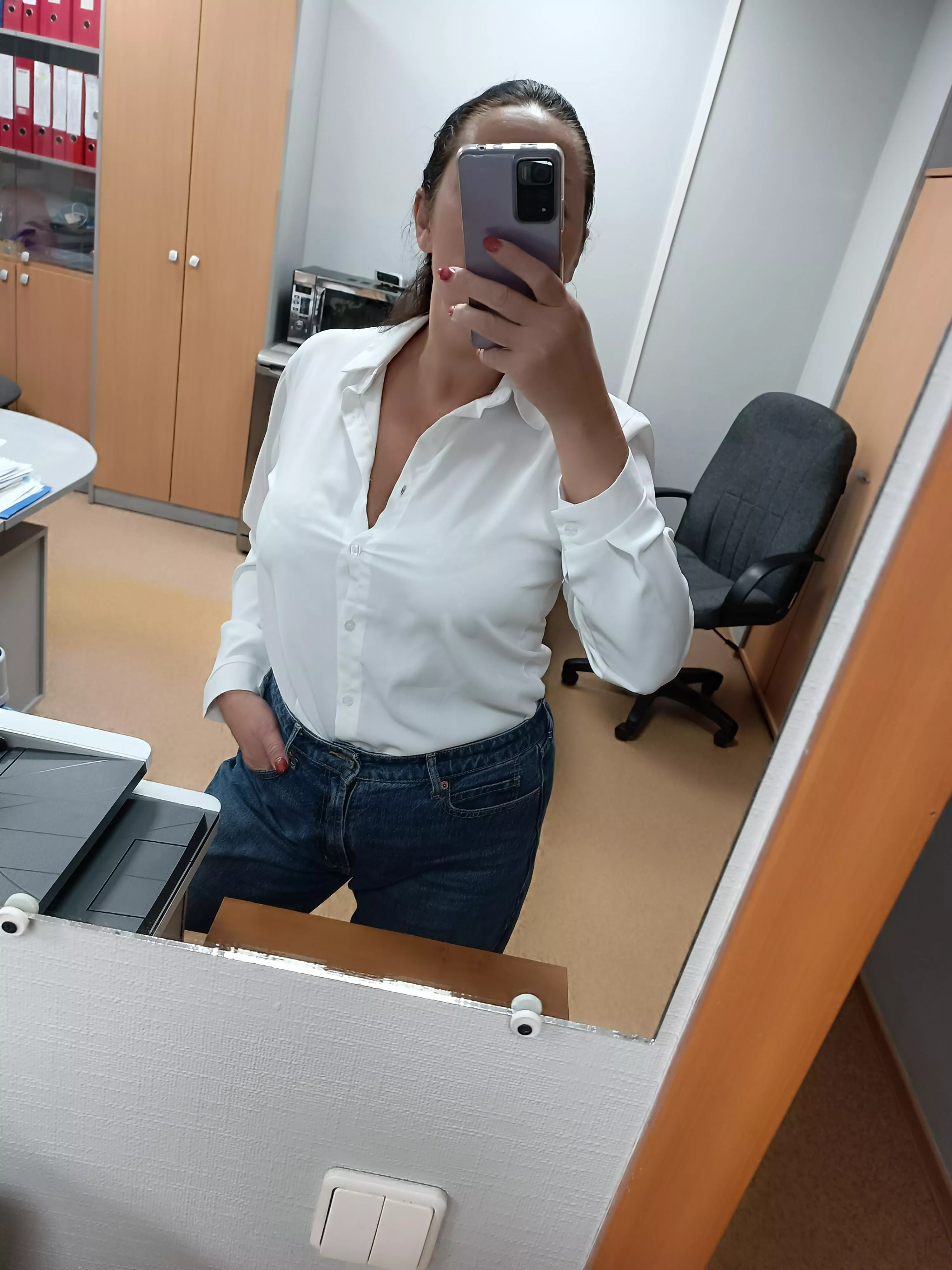 selfie at work posted by Milfa4ka