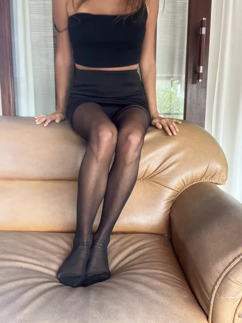 Should I go on my knees, Sir? by MandyHeels