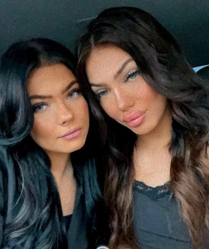 Sisters [2] posted by Hyljekuningas