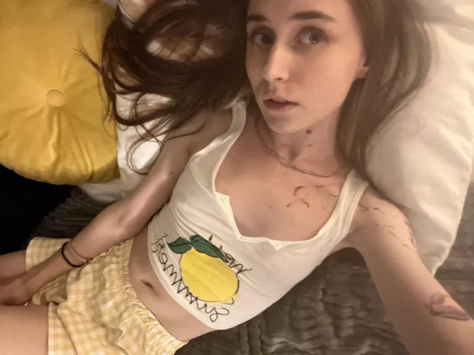 Small, but sensitive 😊 by greatlyDrizzle