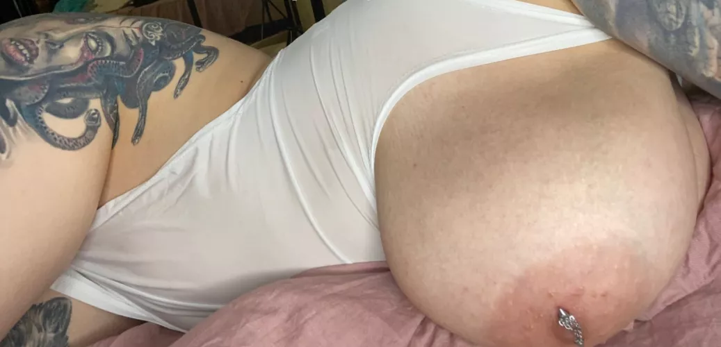 ❤️that titty's gonna be your trusty toy, honey. by _crybaby_699