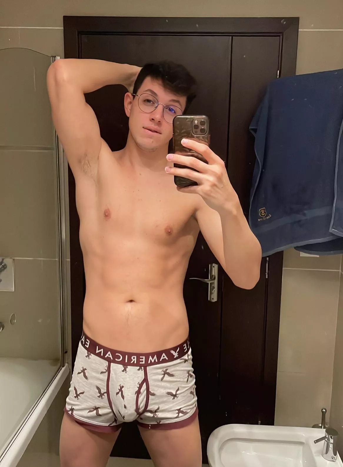 Thoughts? 😏 posted by AndyReidd