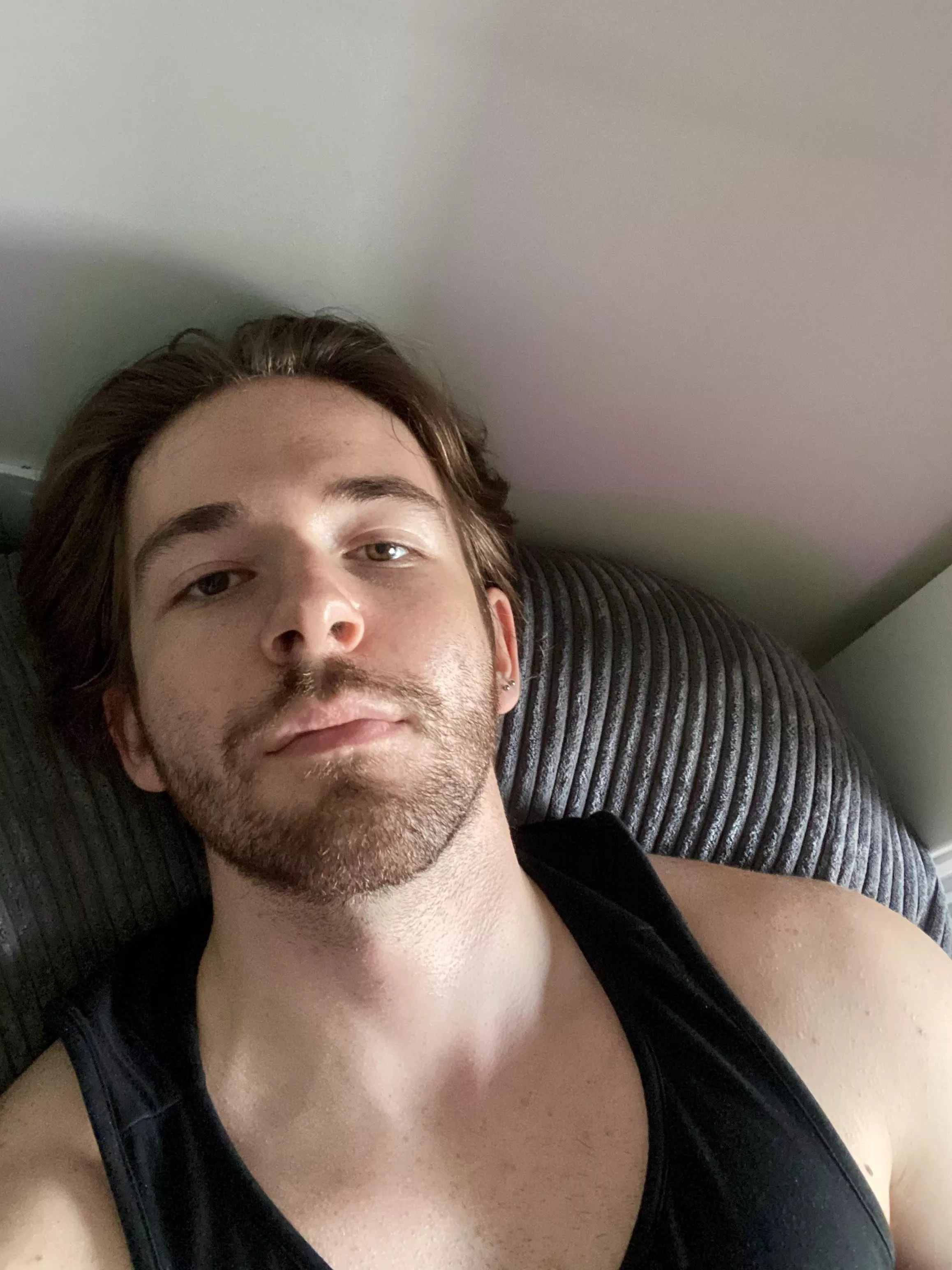 Trying to grow ma hair 😼 posted by luminarei