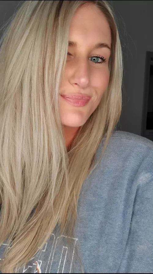 Wanna play? by NashAllie