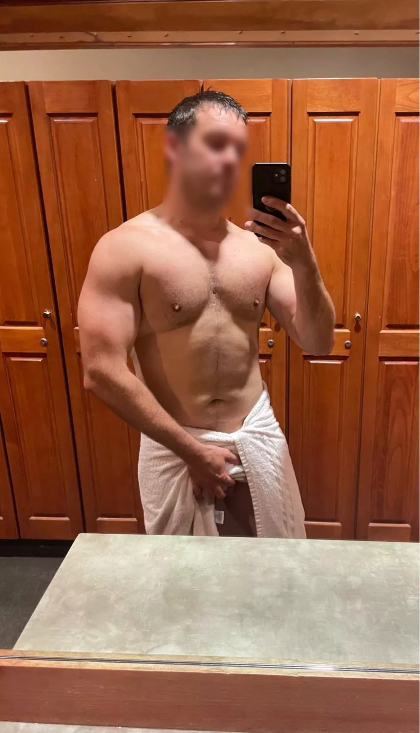 Who doesn't love a good tease? posted by PAfunthrowaway