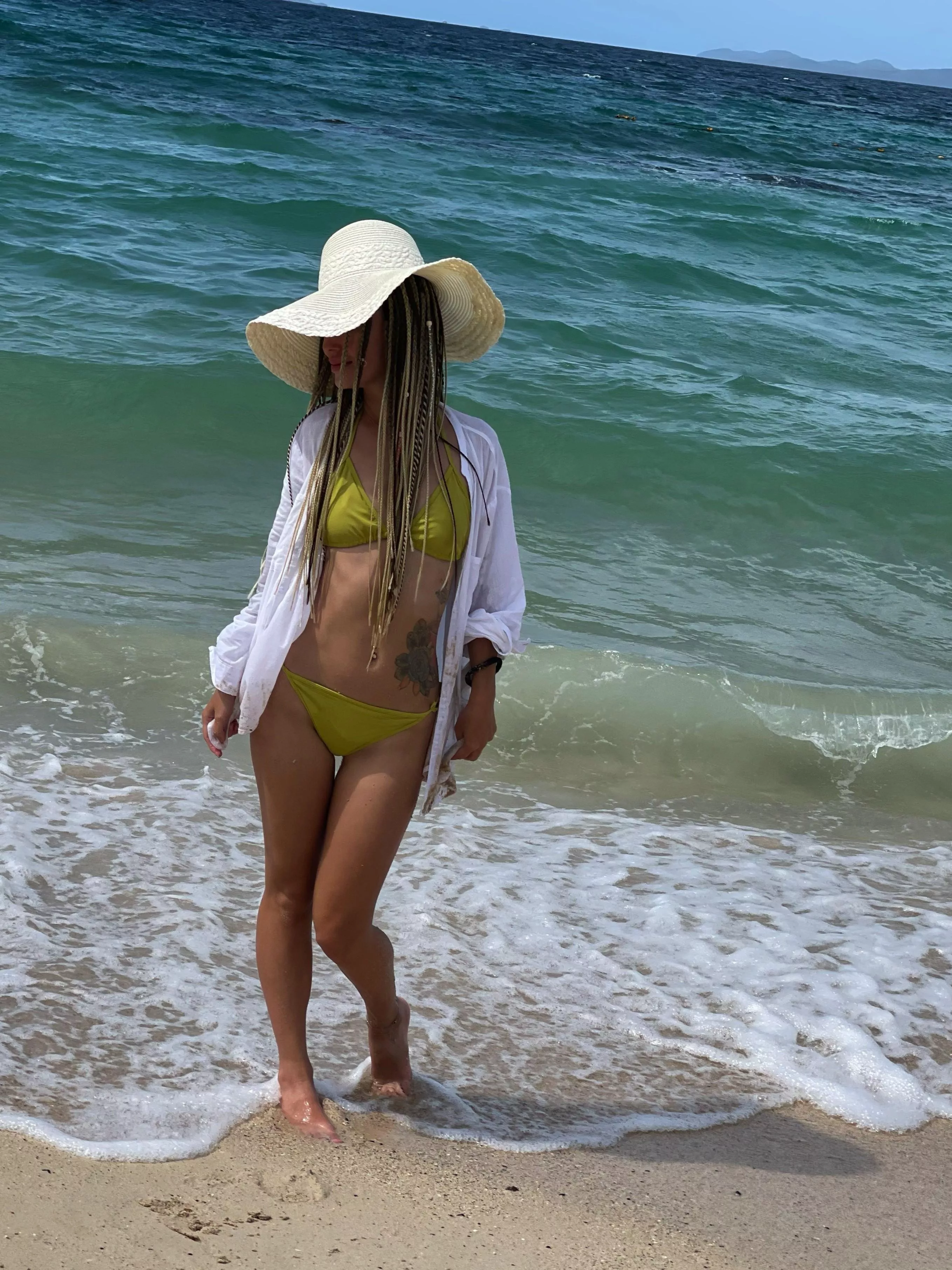 Who's up for some sensual adventures tonight? posted by aboutclarify