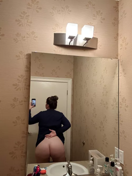 Would you clap my cheeks at work? by hollynraexo