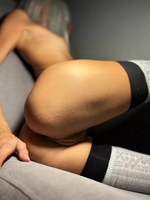 Would you fuck my skinny ass if I'm your best friend's girlfriend by skinny_slutty_teen