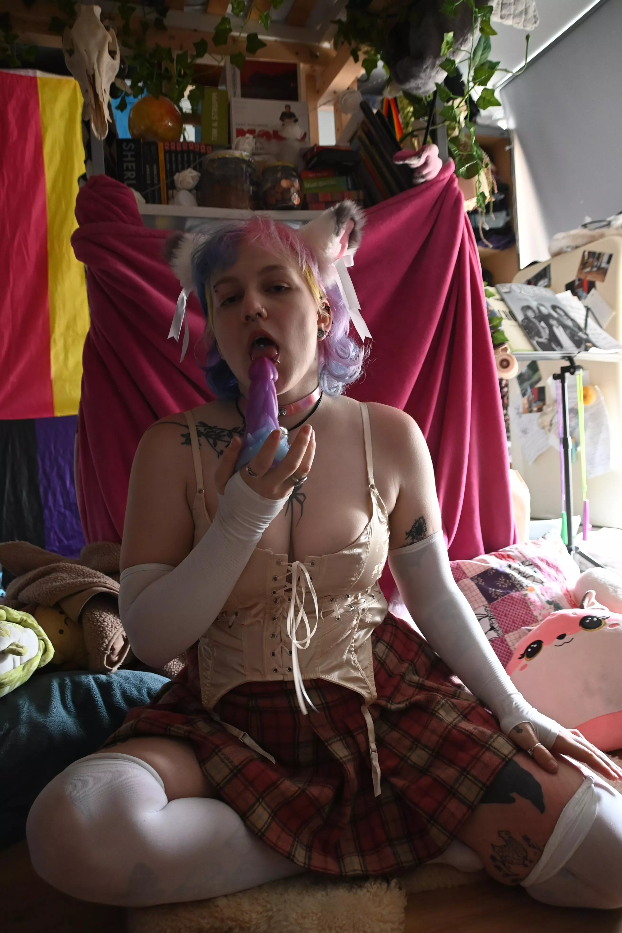 You never saw such a dirty kitten before right? :) posted by FreakingTrap