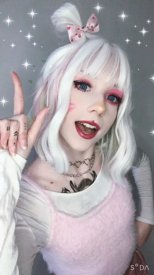 Can we be playmates? by SunnyOutfield