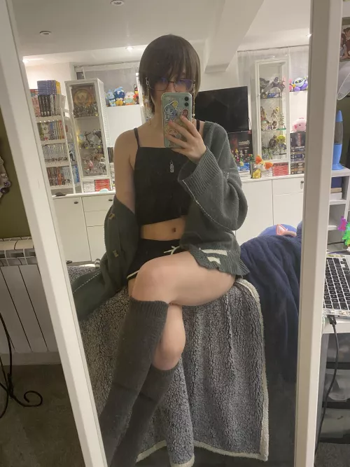 cardigan + crop top and short shorts is such a look by shysobble