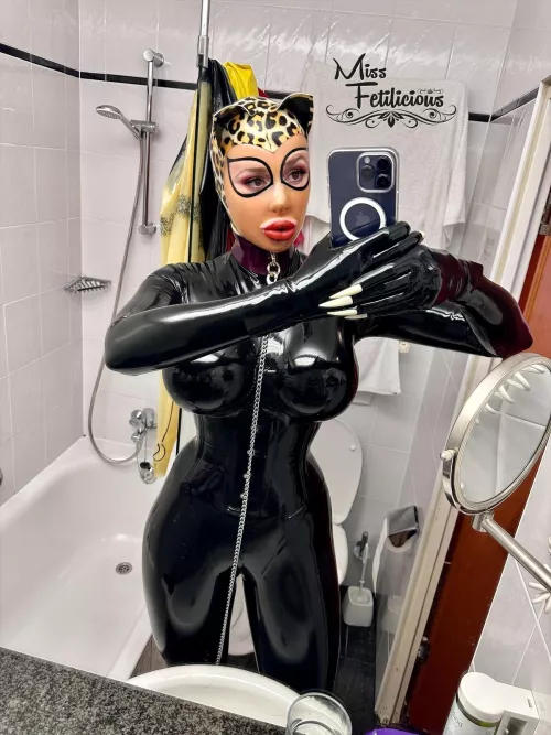 Happy world animal day 😽 by Miss_Fetilicious