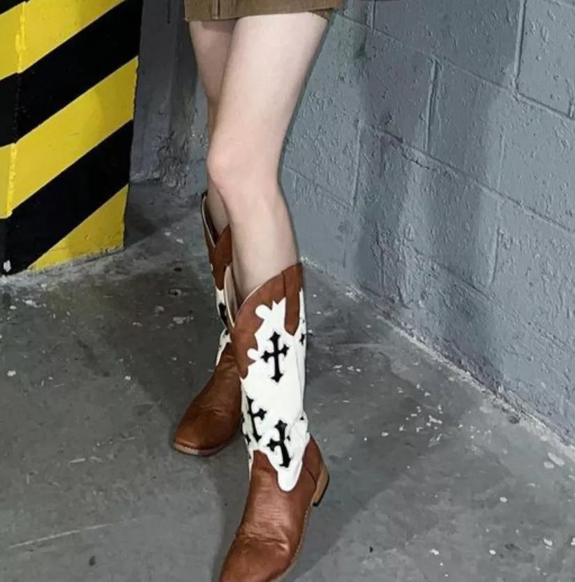 Help me identify these boots posted by WWhandsome