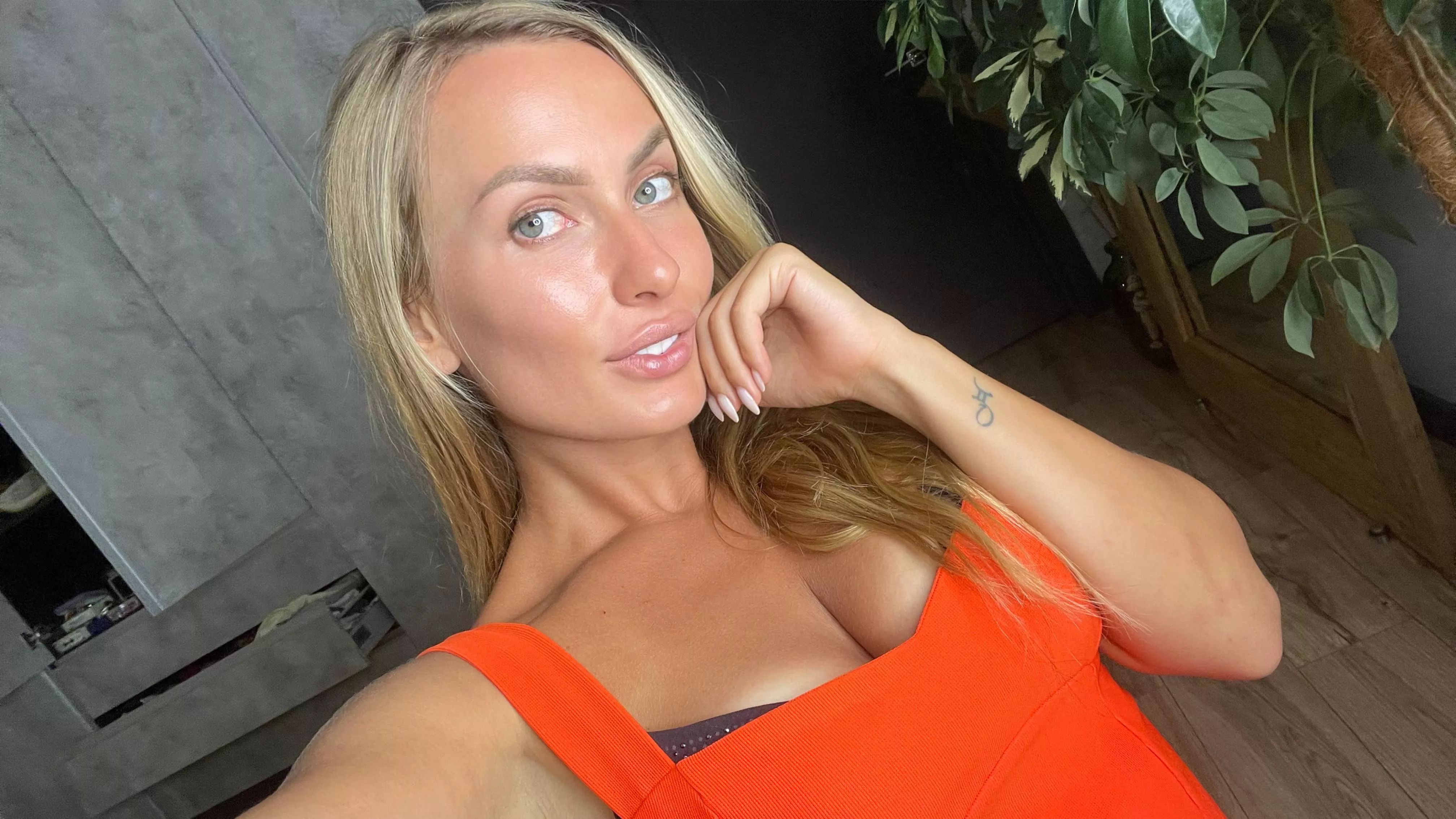 I bet you wanna play posted by shortattach