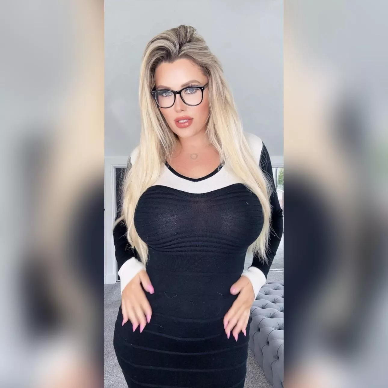 Is seeing less sometimes sexier… you know… the tease? 😈 posted by islandoranges2022