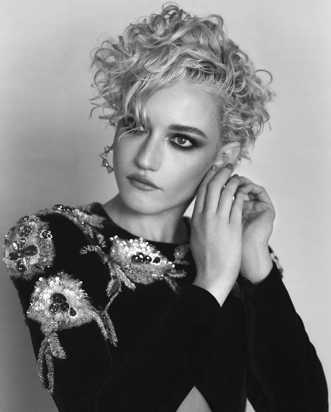 Julia Garner posted by rottensoapdish