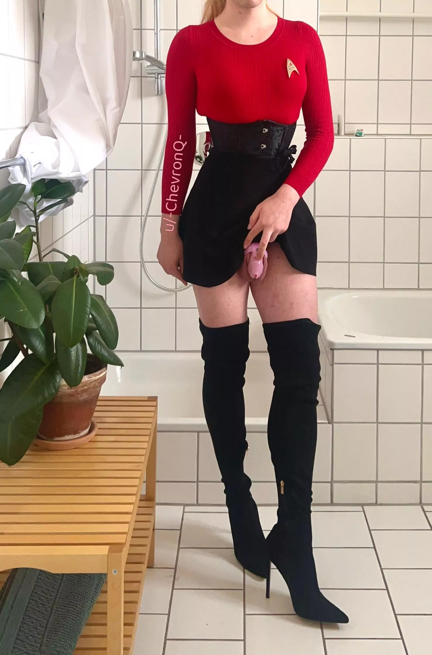 Loctober (5/31) I snuck in a photo at work today for the doubters who think I am not wearing heels at work 😌 Would you unlock me if you had the key? 🥺 posted by -ChevronQ-