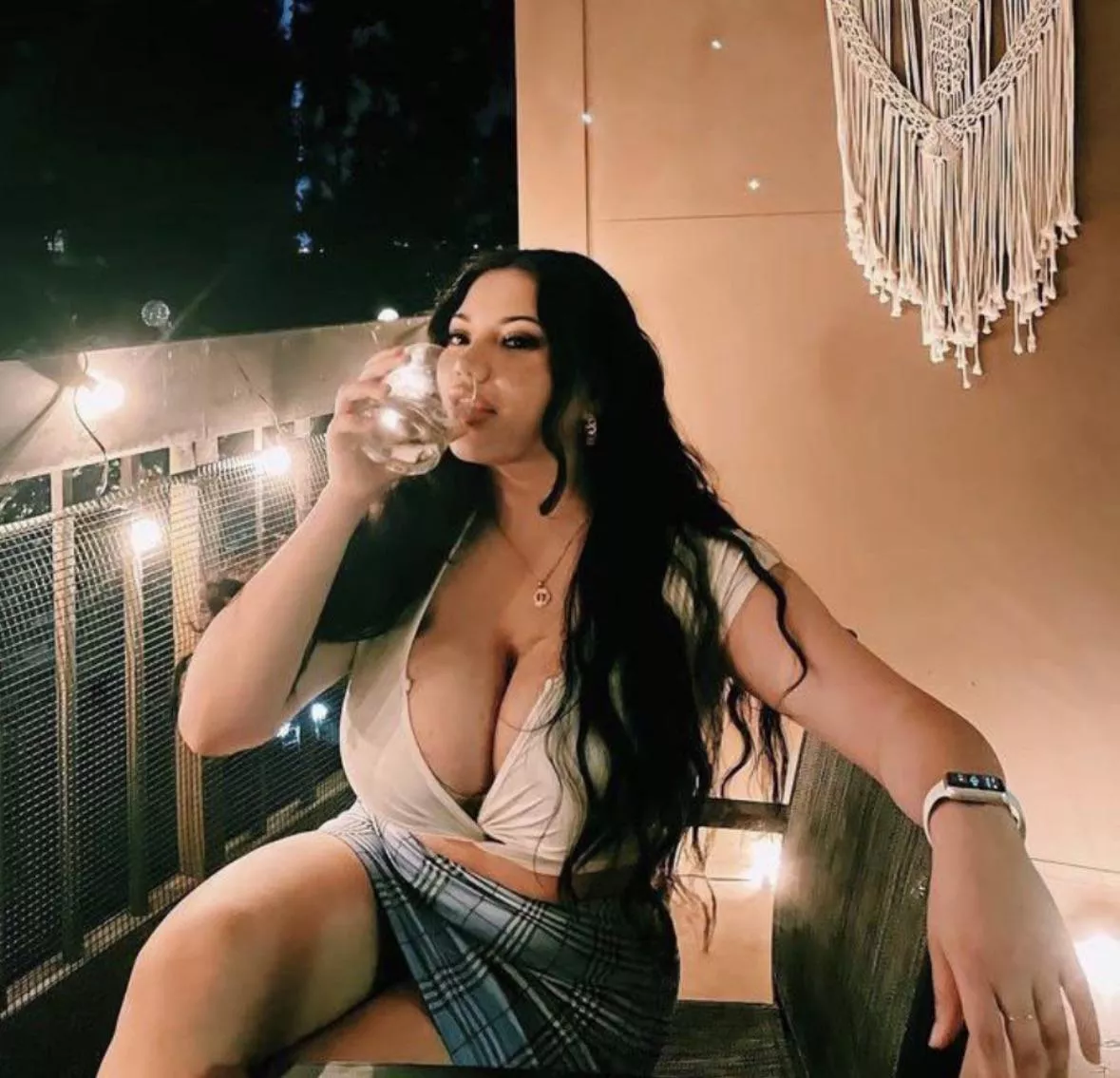 Massive in white posted by anonymous123456_