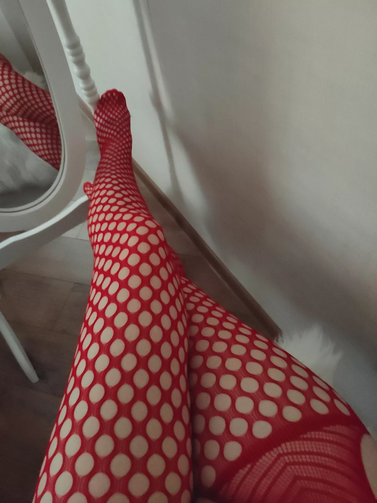 Red fishnet posted by SweetieAlyona