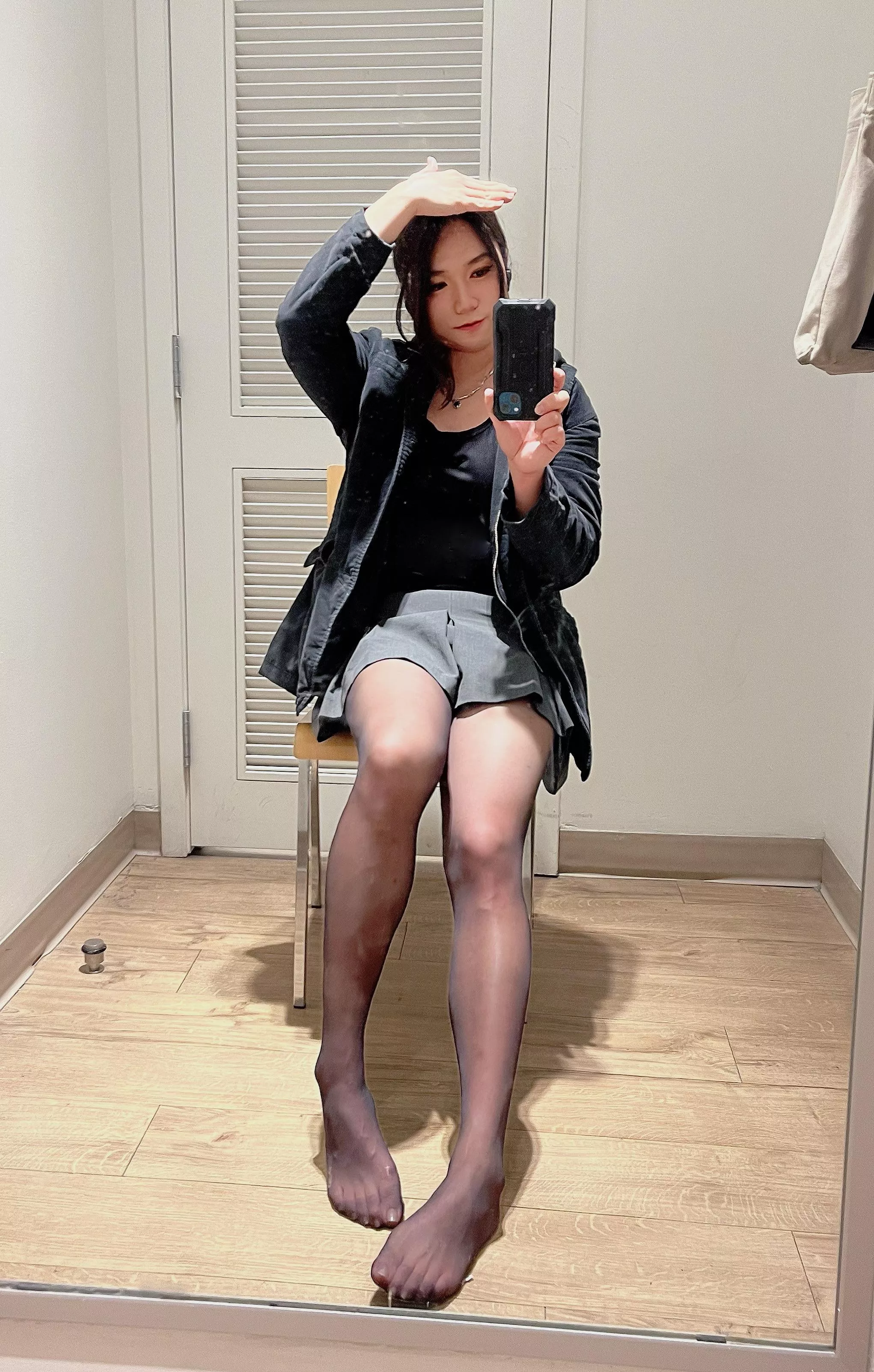 Running out of pantyhose posted by kellyzoo