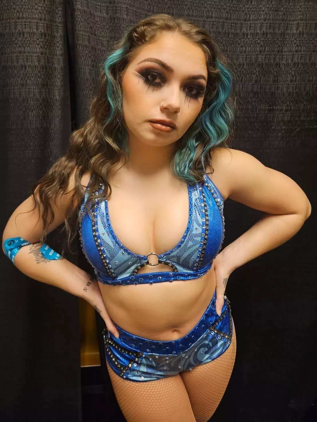 Skye Blue posted by Wolfguy425