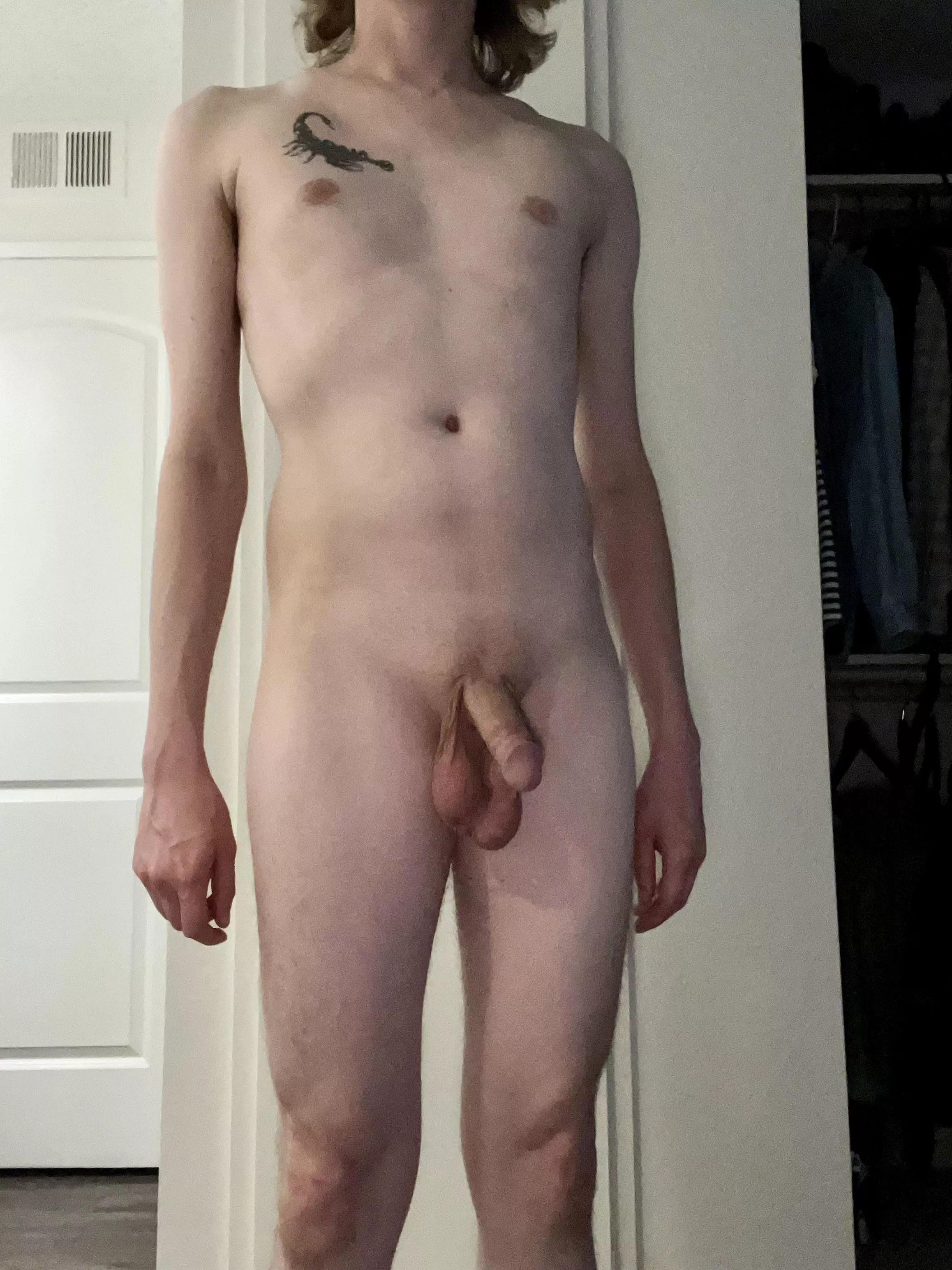 Submissive shy boy just waiting to please a goddess <3 posted by Tragic-Affair