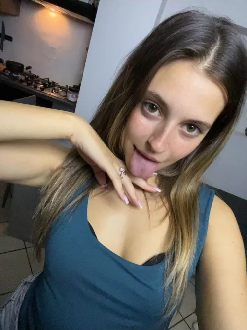 Too small but too strong [f22] by Autumn_Alice