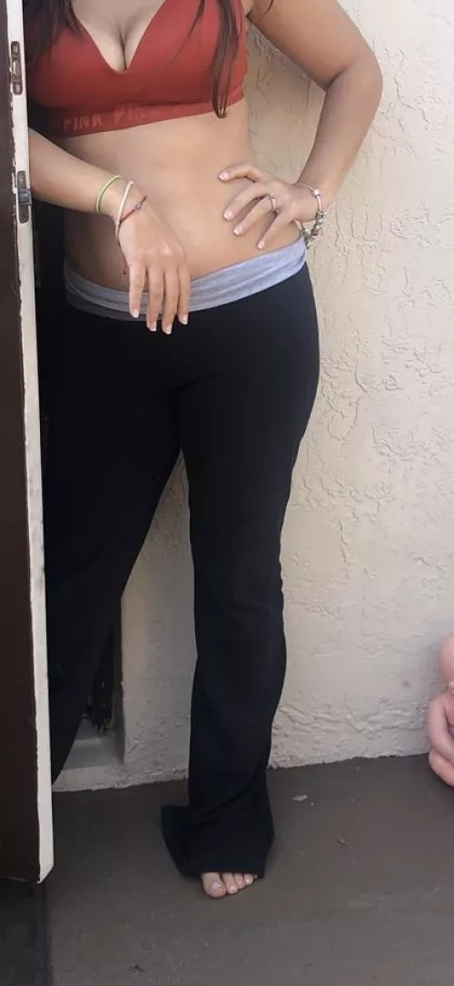 Would you fuck my 27 yr wife dm me by Careful_Fly_3750