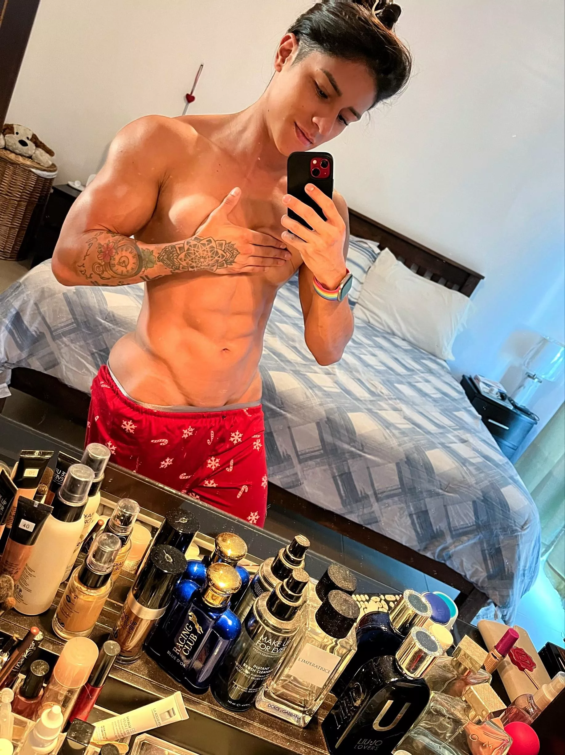 You deserve a muscle girl tonight posted by Elik_fitcouplegirls