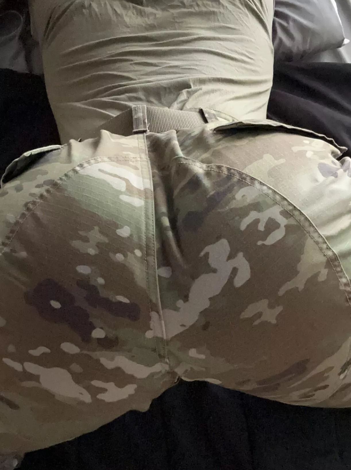 24 military bottom for hung tops. Bwc+ Fit+ posted by haaalpme123
