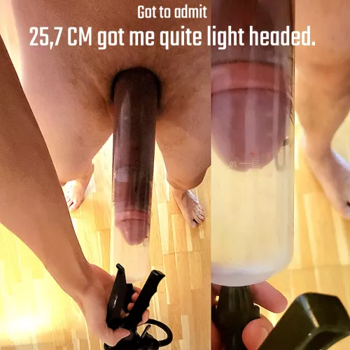 25,7 CM PUMPING GOT ME A BIT SHAKEY. by LimitlessVacuum